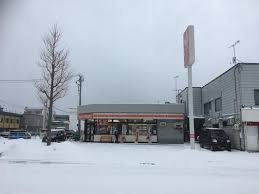 コンビニ　セイコーマートうめづ店（コンビニ）まで301m