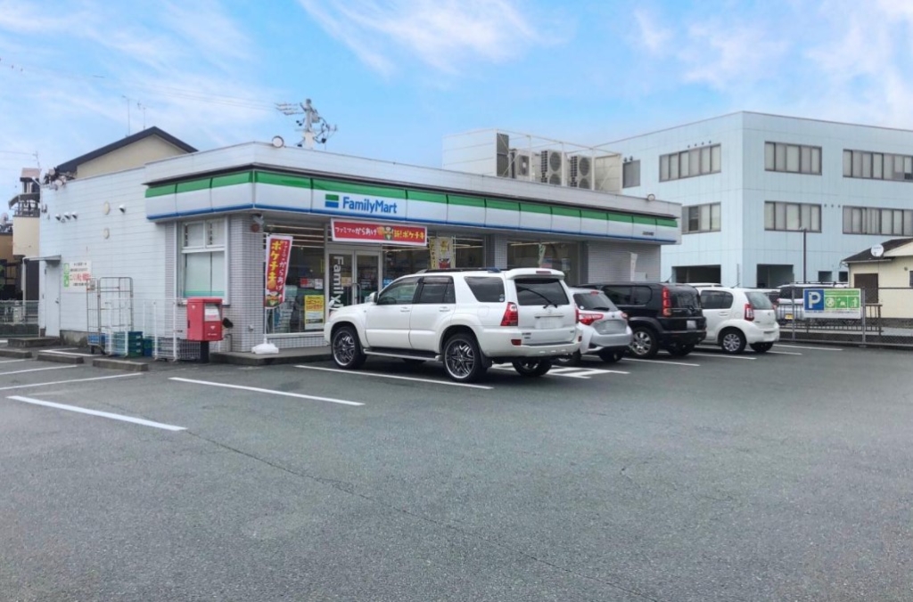 コンビニ　ファミリーマート 浜松西本郷店（コンビニ）まで502m