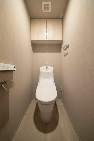 トイレ　写真は同タイプ住居です。