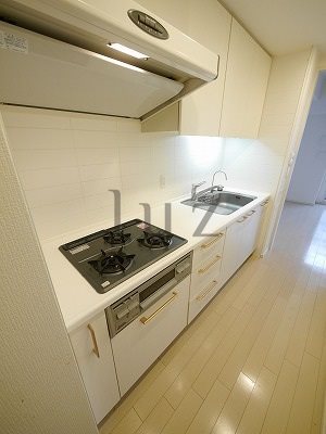 キッチン　3口コンロのシステムキッチン！
