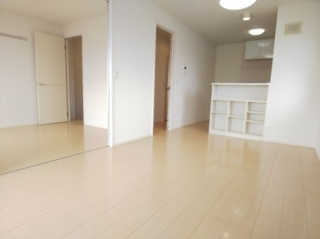 居室・リビング　同タイプ別部屋です。