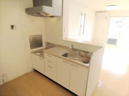 キッチン　同タイプ別部屋です。