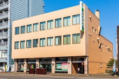 銀行　北海道銀行豊平支店（銀行）まで236m