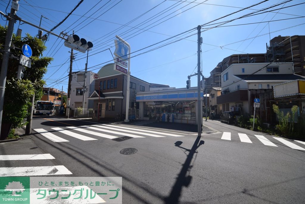 コンビニ　ローソン（コンビニ）まで360m