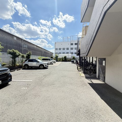 駐車場　駐車場があります