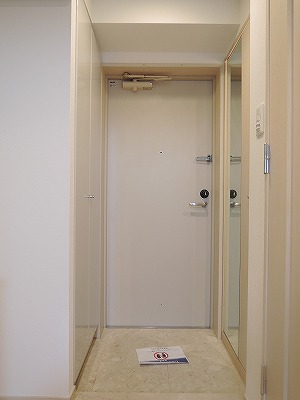 ＪＲ山手線 五反田駅 徒歩5分 12階建 築21年の玄関写真