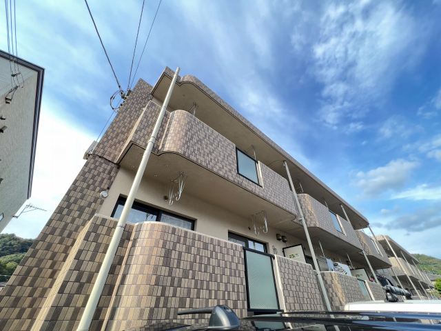 建物外観　敷金礼金0円★即入居＆内見可能！全居室フローリングで収納豊富