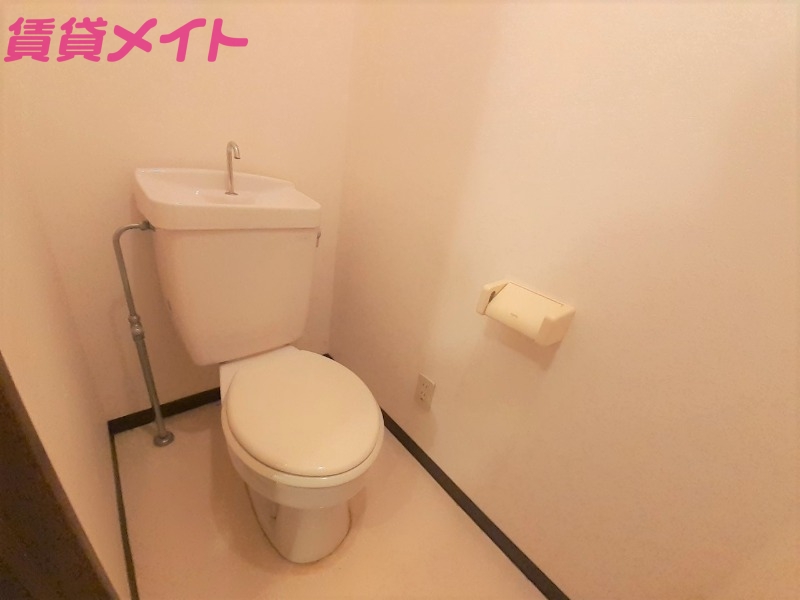 セントラルアイランドA棟のトイレ写真