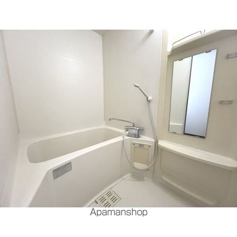 大垣市 3階建 築25年の風呂写真