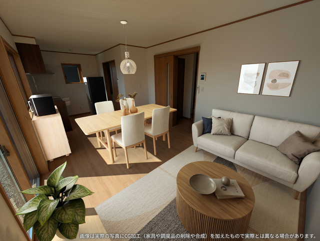 居室・リビング　画像は実際の写真にＣＧ加工（家具や調度品の削除や合成）を加え