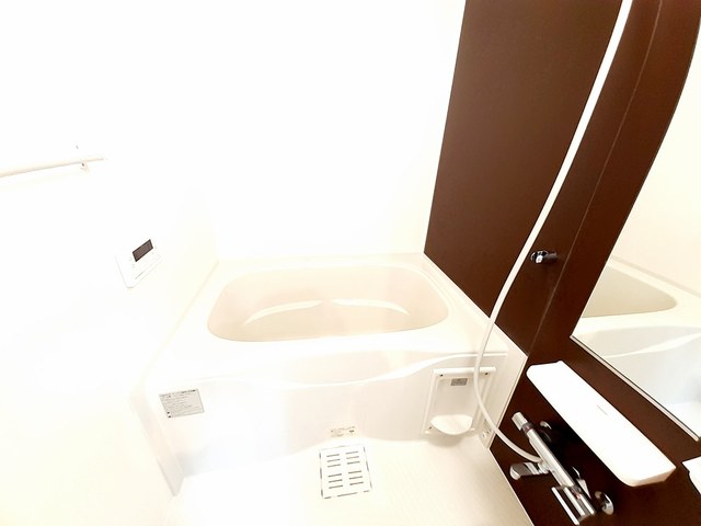 サンライズIIIの風呂写真
