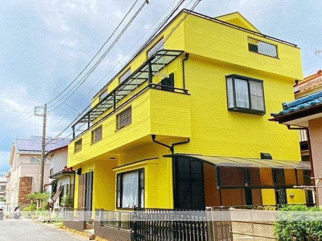 つくばエクスプレス 八潮駅 徒歩14分 3階建 築30年の外観写真