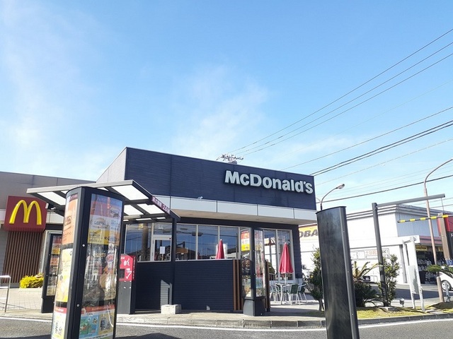 飲食店　マクドナルド 日立金沢店（飲食店）まで500m