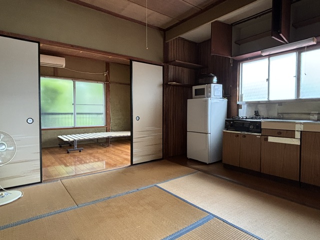 玖須美ハウスの居間写真