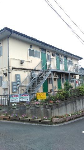神奈川県横浜市磯子区磯子６（アパート）の賃貸物件の外観