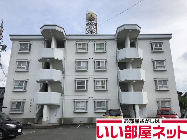 松月マンションの外観