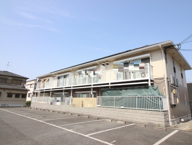 堺市中区伏尾のアパートの建物外観