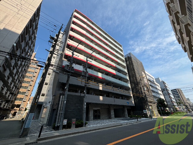 吹田市江坂町のマンションの建物外観