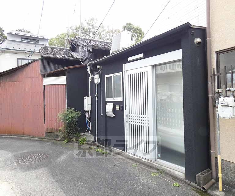 京都市左京区田中里ノ内町のその他の建物外観