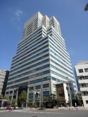 中央区新川のマンションの建物外観