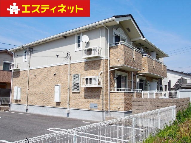 【QUARTER　DECKの建物外観】