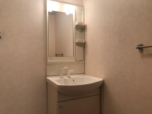 洗面設備　洗髪洗面化粧台