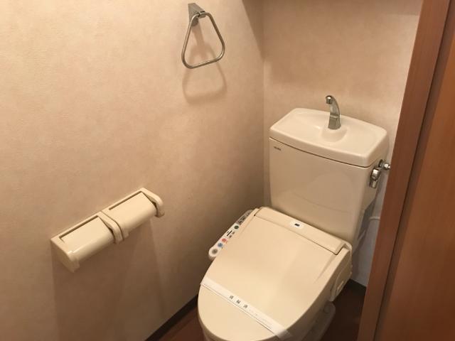 トイレ　シャワー付トイレ