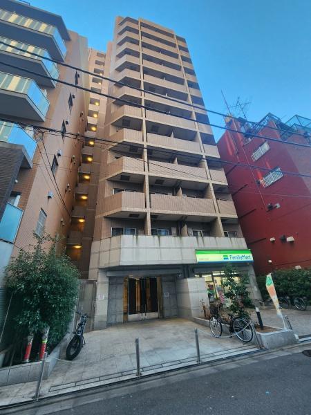 コンシェリア新橋の建物外観