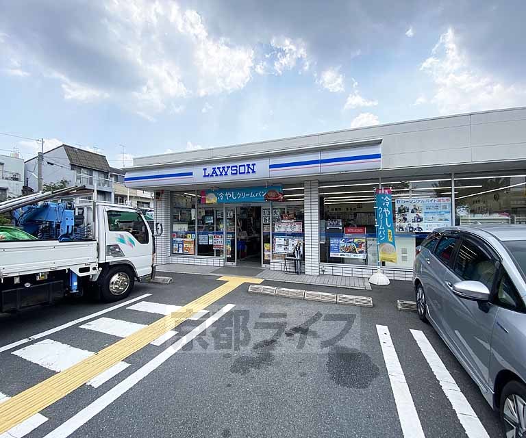 コンビニ　サンクス梅津高辻店（コンビニ）まで388m