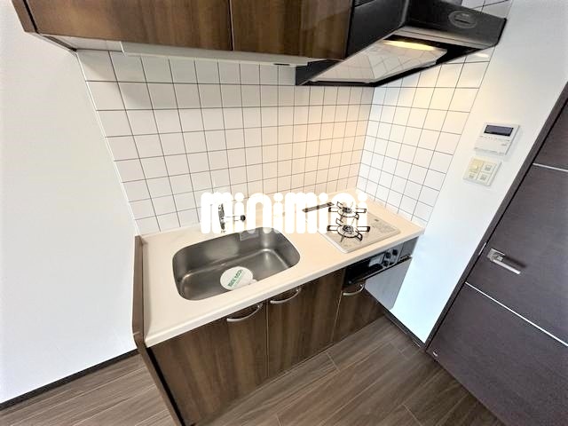 キッチン　２口ガスコンロ付きです。