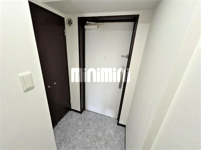 玄関　下駄箱です。