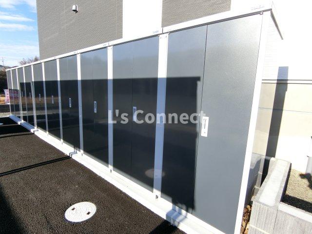 その他共有部分　外物置にはタイヤを収納できます。