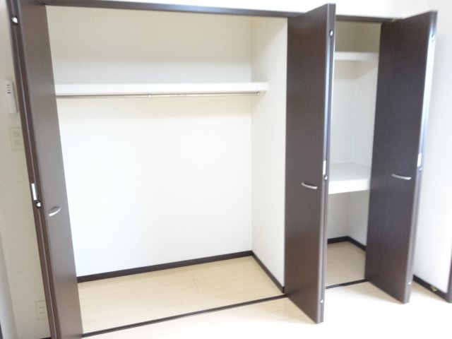 収納　同物件別部屋イメージ写真