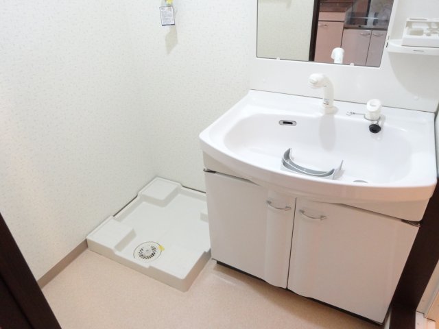洗面設備　同物件別部屋イメージ写真
