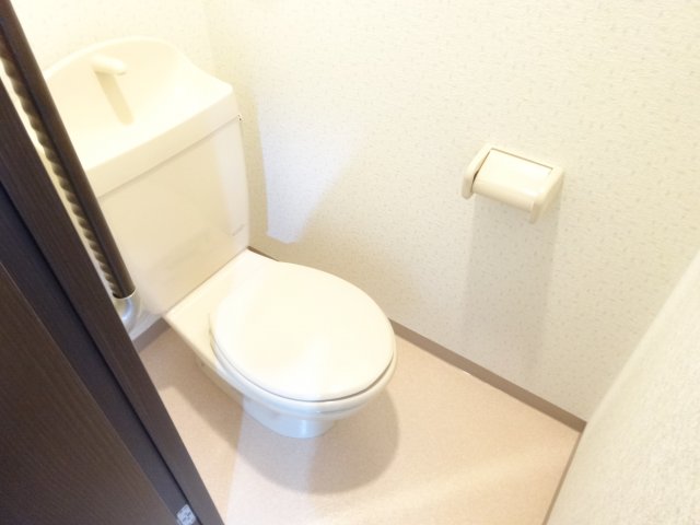 トイレ　同物件別部屋イメージ写真