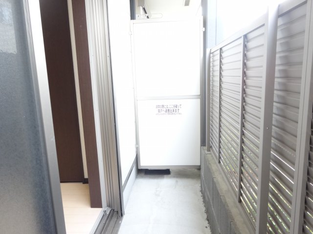 バルコニー　同物件別部屋イメージ写真