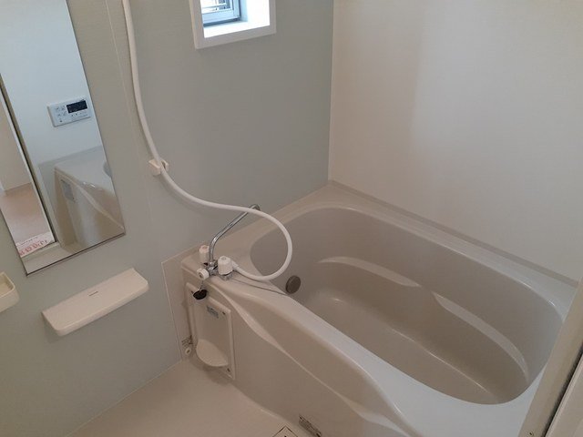 バス・シャワールーム　ゆったり過ごせるお風呂です