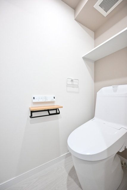 トイレ　落ち着いたトイレです