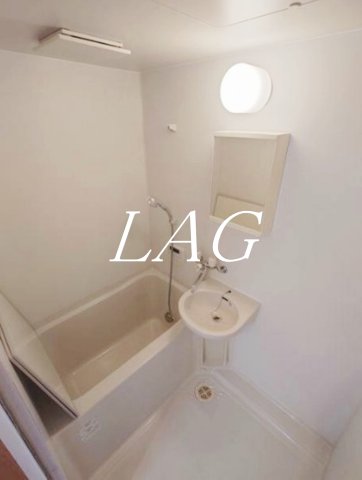 バス・シャワールーム　お風呂です。