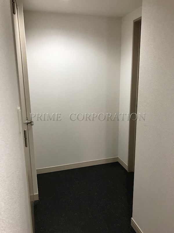 玄関　※参考写真※