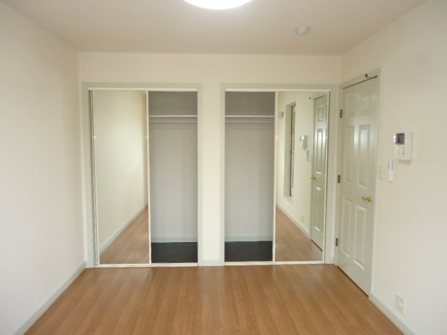 収納　洋室２階南収納