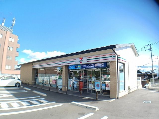 コンビニ　セブンイレブン 京都樫原盆山店（コンビニ）まで300m