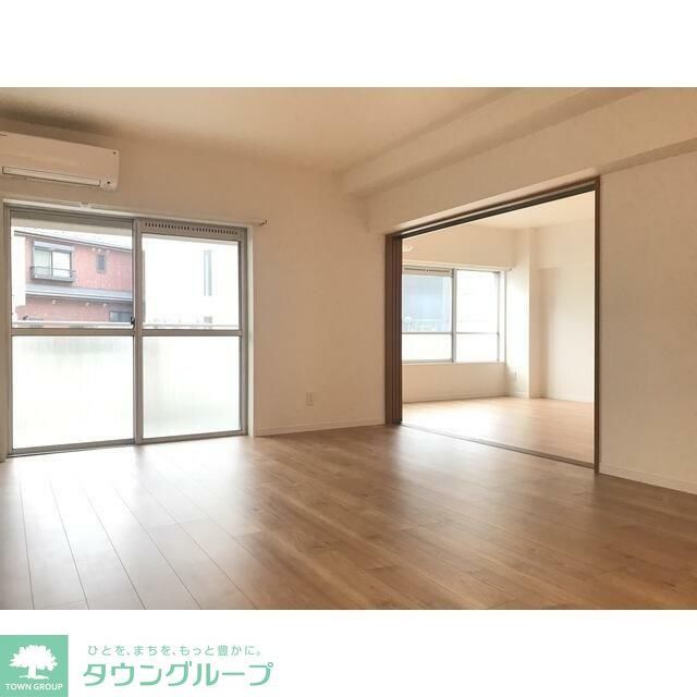 居室・リビング　※別部屋参考写真※