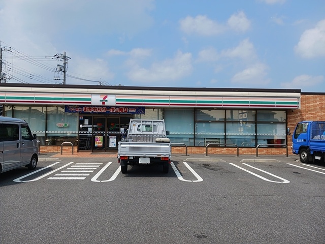 コンビニ　セブンイレブン（コンビニ）まで188m