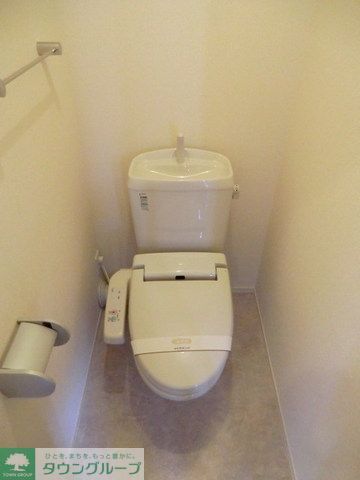トイレ　ウォシュレット完備
