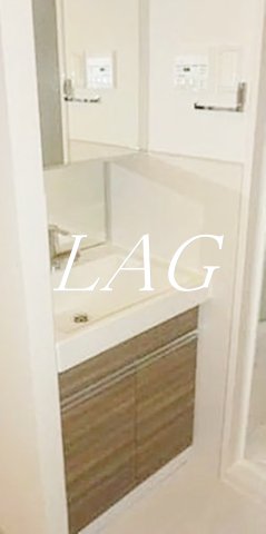 洗面設備　独立洗面台です。