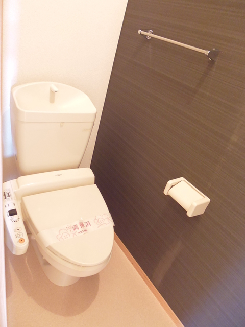 トイレ　☆うれしい洗浄便座つき☆
