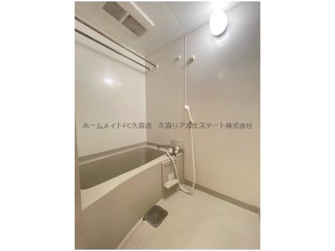 バス・シャワールーム　同建物別号室