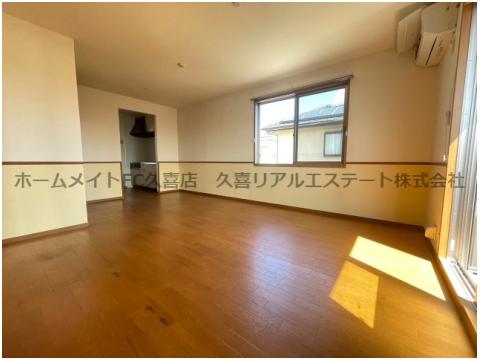 居室・リビング　同建物別号室