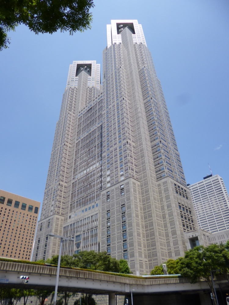 役所　都庁（役所）まで1010m